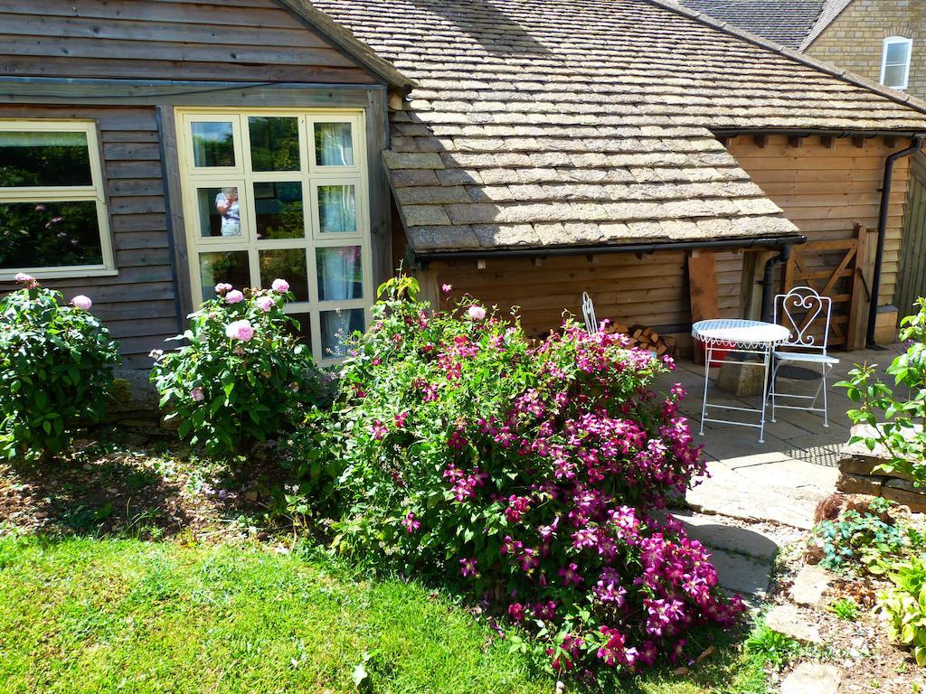 بورتون أُنذ ووتر Honeysuckle Cottage المظهر الخارجي الصورة